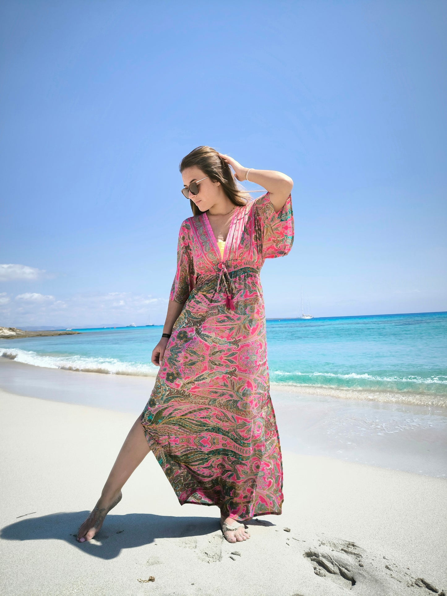 فستان وردي | معرض أديكت 