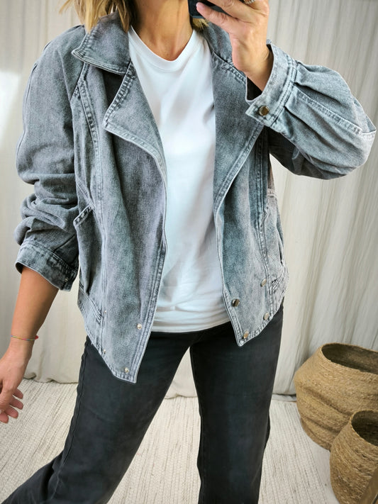 سترة جينز رمادية 