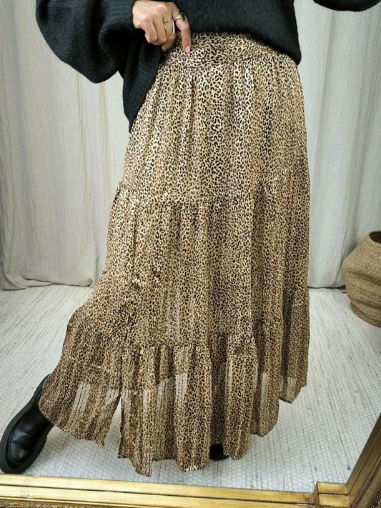 تنورة بطبعة جلد النمر 