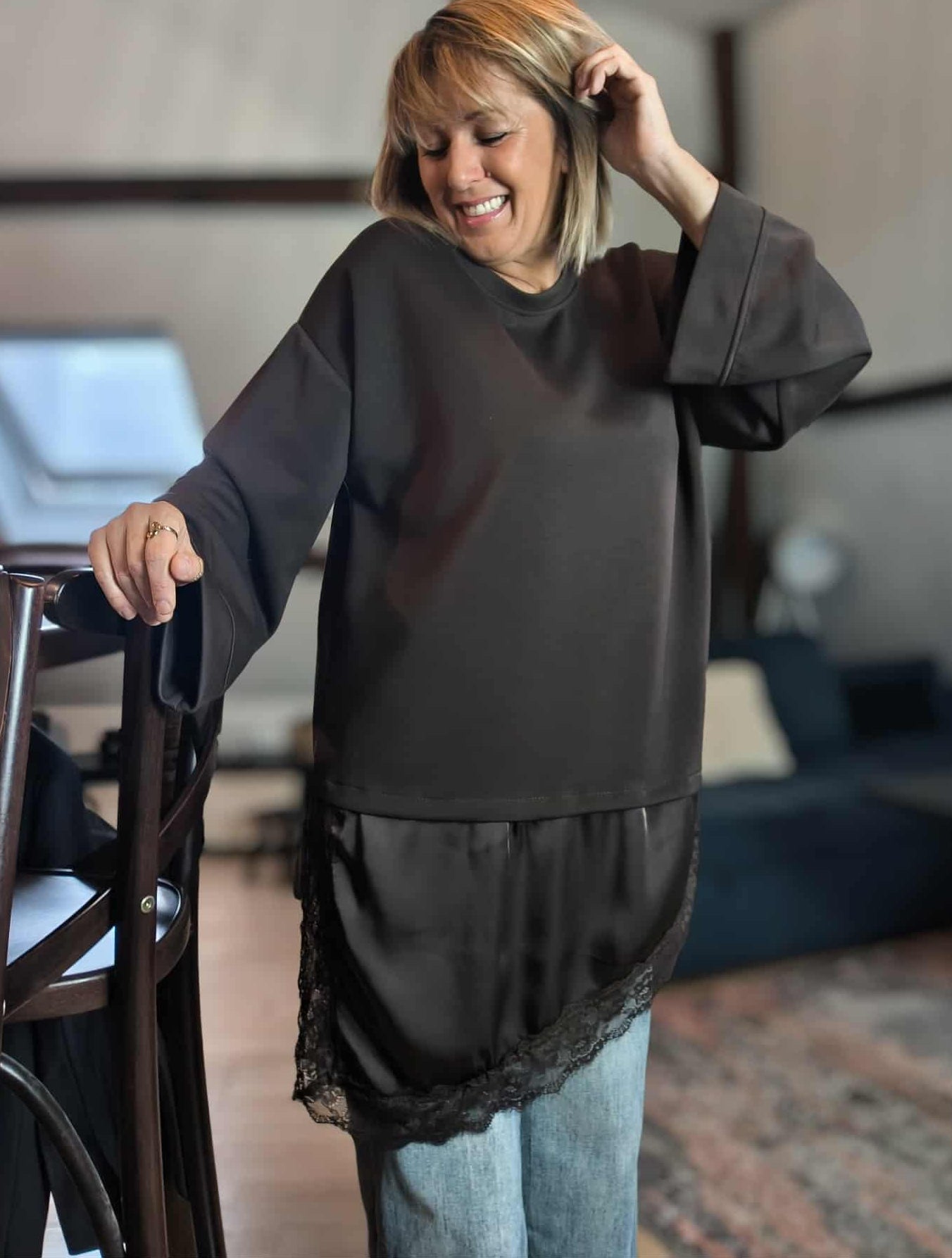 Selected Variant Image